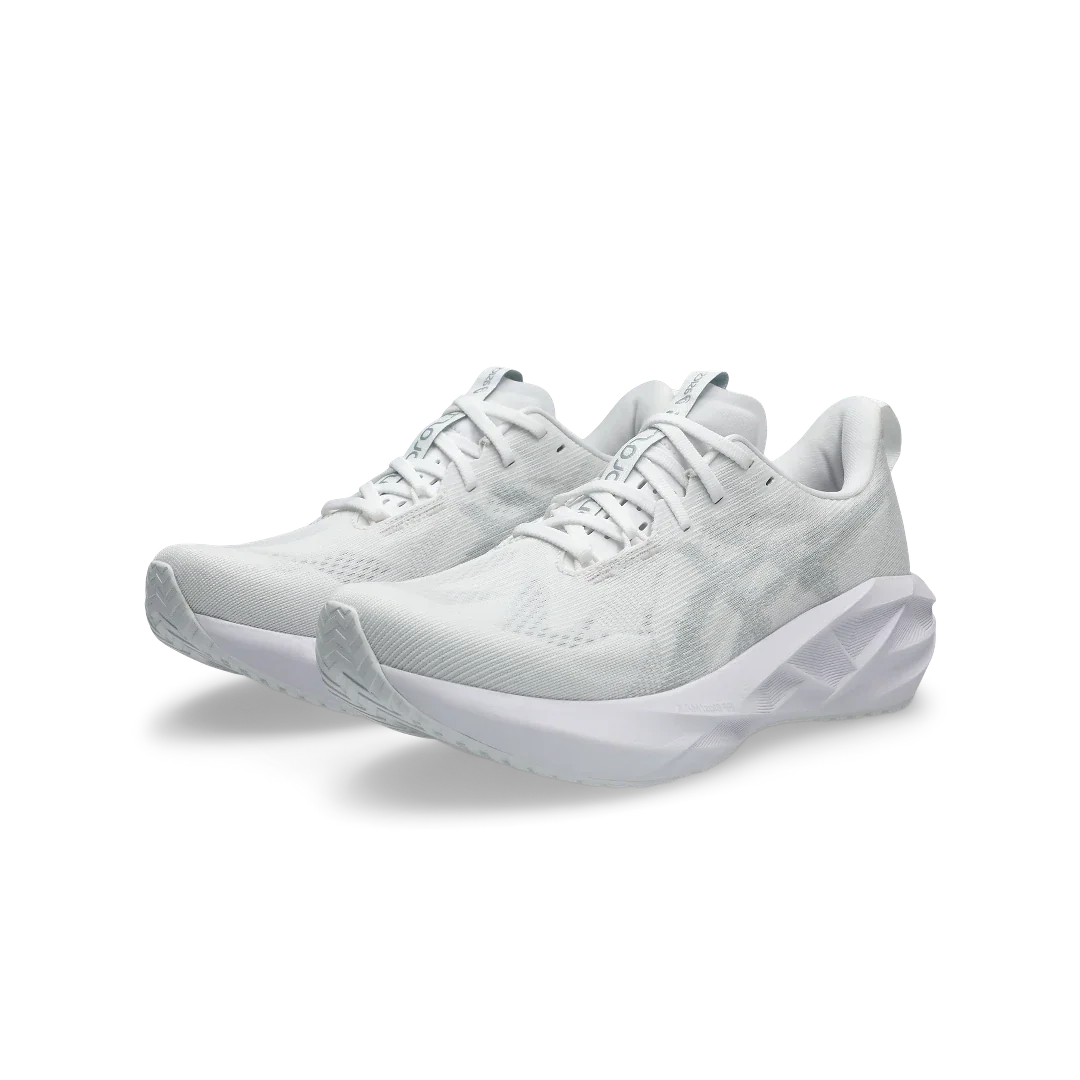 ASICS Novablast 5 White Piedmont Grey - Image 2