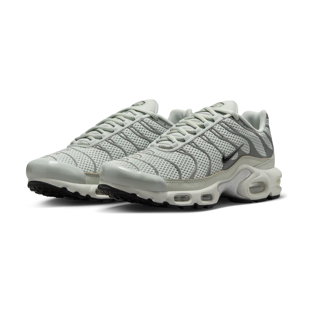 Nike Air Max Plus Light Silver - Image 2