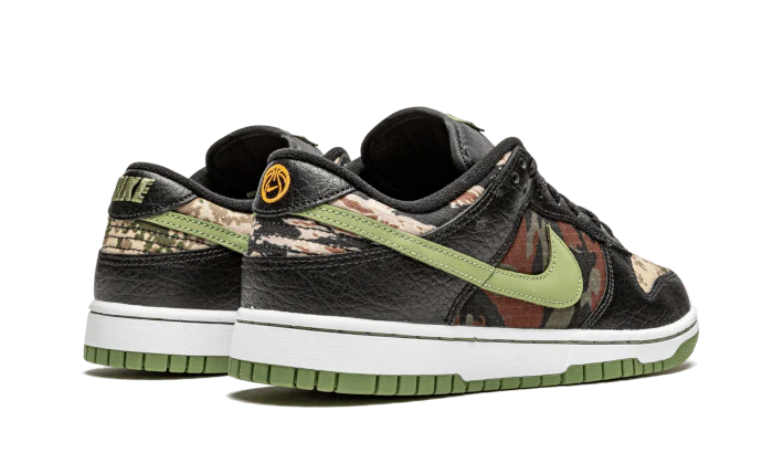 Nike Dunk Low Crazy Camo - Image 3