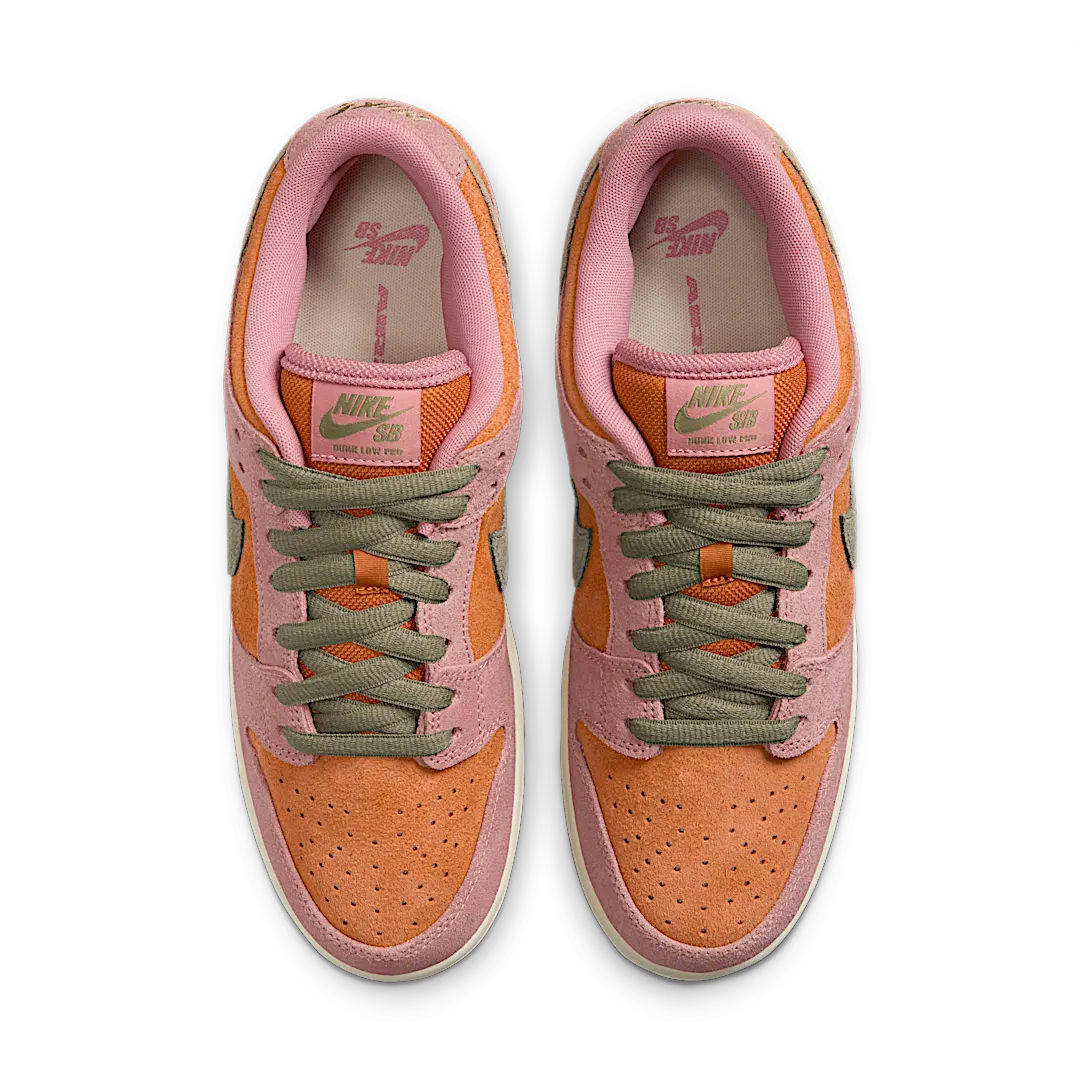 Nike SB Dunk Low Red Stardust - Image 3