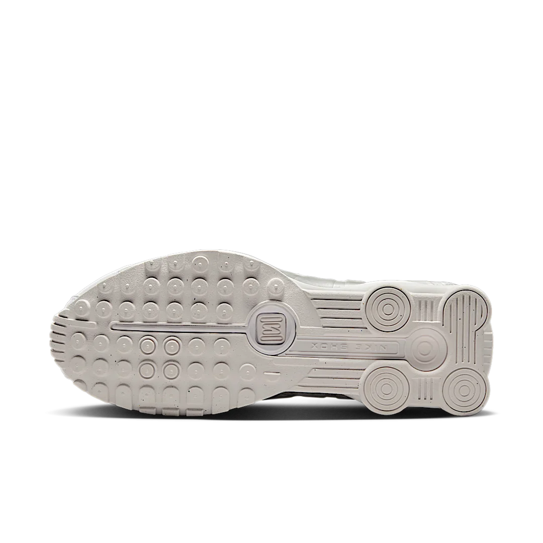 Nike Shox R4 White Bright Crimson Metallic Silver - Image 4